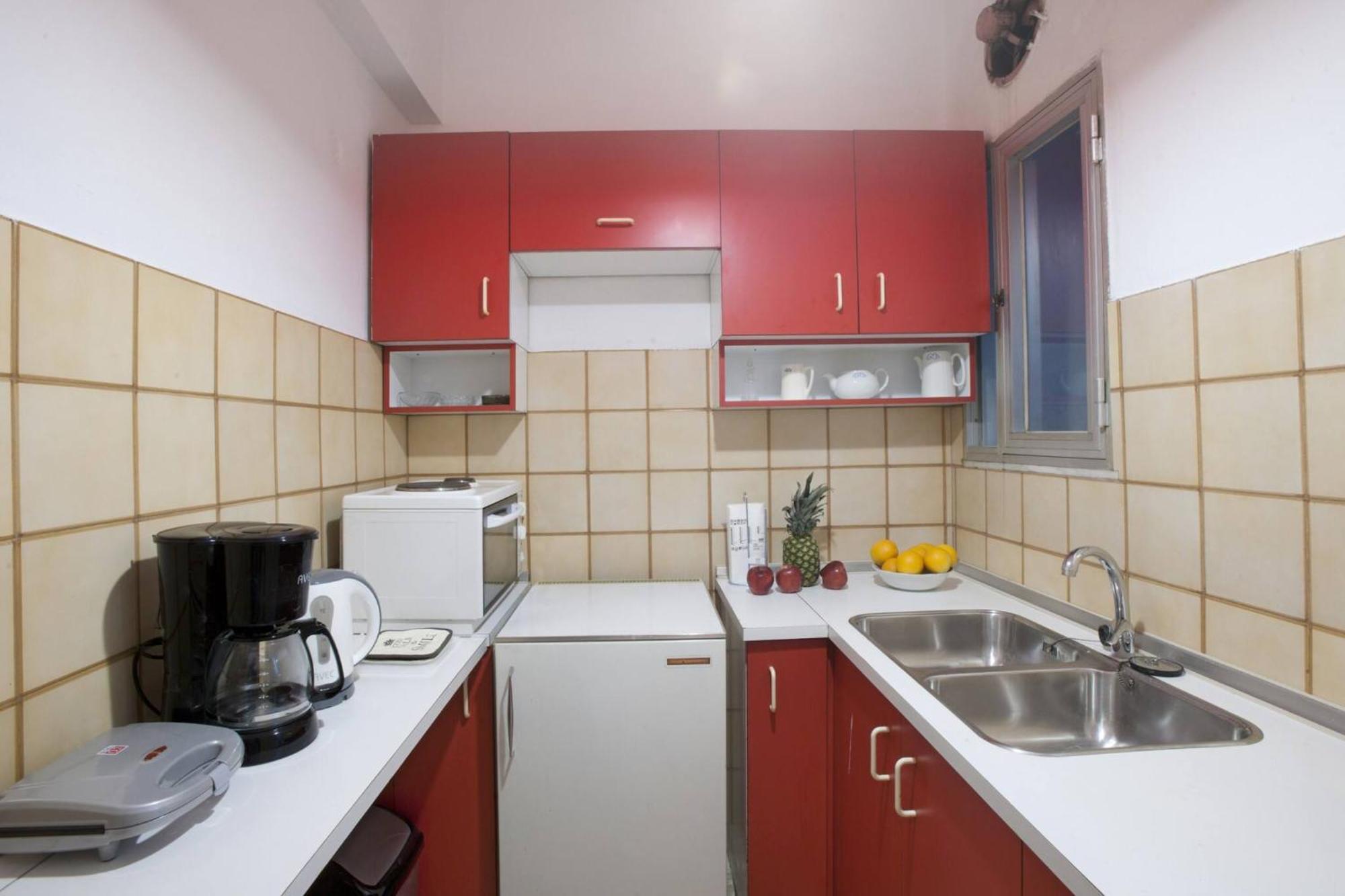 Studio Next To Agios Nikolaos Church أثينا المظهر الخارجي الصورة